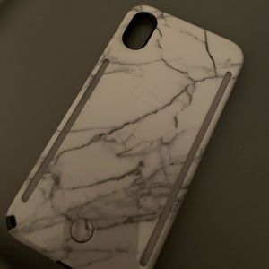LuMee iPhone XS Max light up case